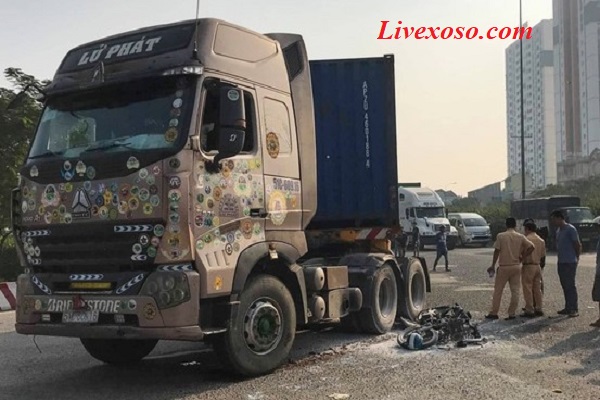Ngay sau tai nạn xảy ra, lực lượng chức năng đã có mặt tại hiện trường