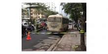 Hà Nội: Nam tài xế xe khách chết gục trên vô lăng, cửa xe có vết máu