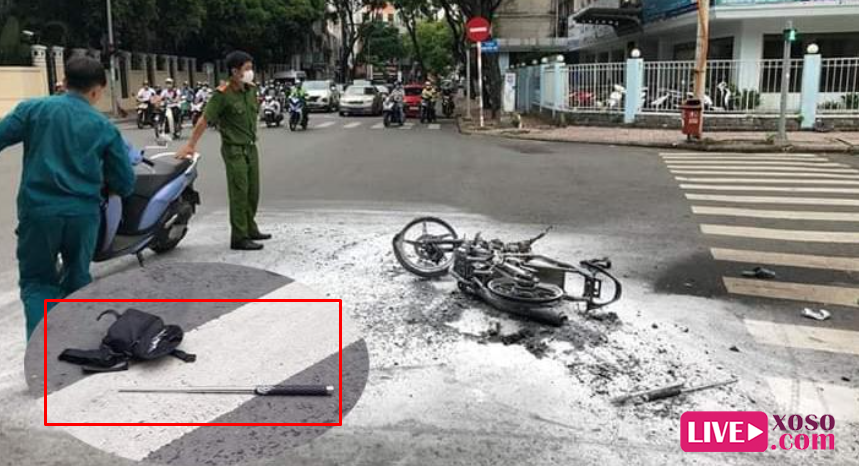 Hai đối tượng chạy xe tốc độ cao, té xe bốc cháy ở Sài Gòn